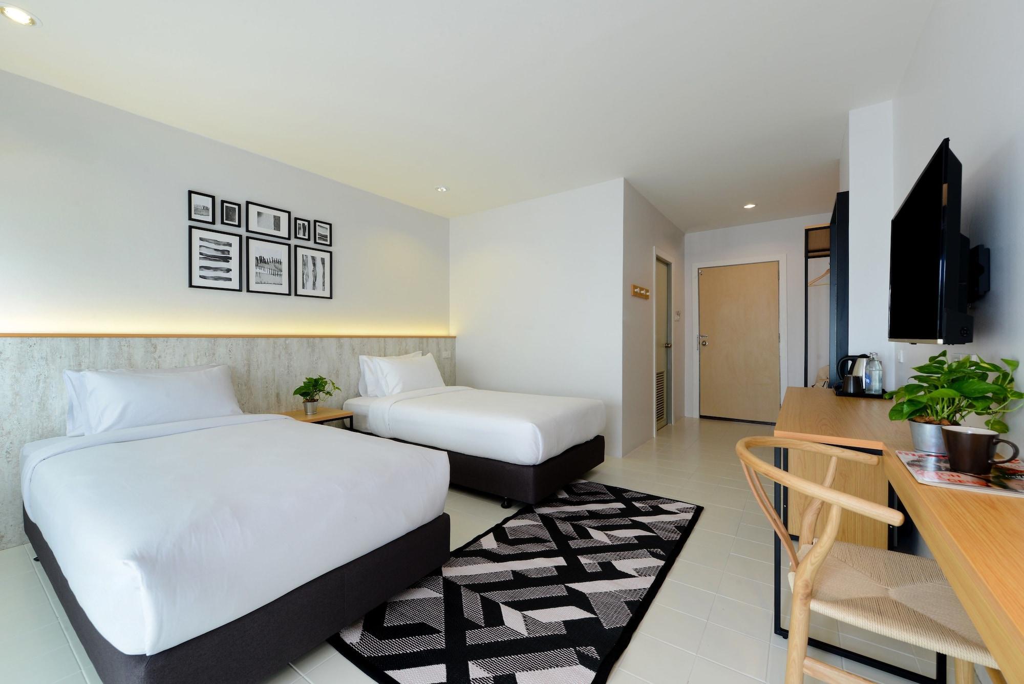 Hotel Ruenthip Pattaya Exterior foto
